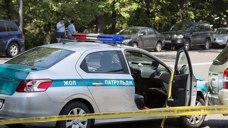 Әлдекім бомба қойылғанын мәлімдеді: Алматыдағы сот орнының қызметкерлері эвакуацияланды
                                Кей аудандағы сейсенбі күнгі сот отырысы кейінге шегерілді