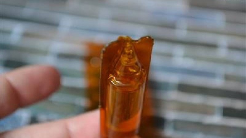 Астана әуежайында жыланның уы бар ампулалармен ер адам ұсталды