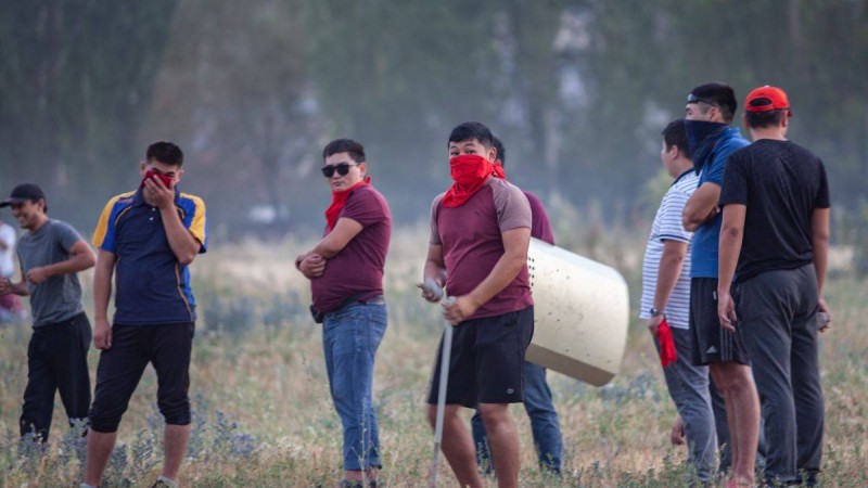 Жастар саясаткерлердің қолындағы ойыншыққа айналды ма?