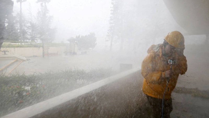 43 адам көз жұмды: Қытай провинцияларын дүлей дауыл ойрандап жатыр