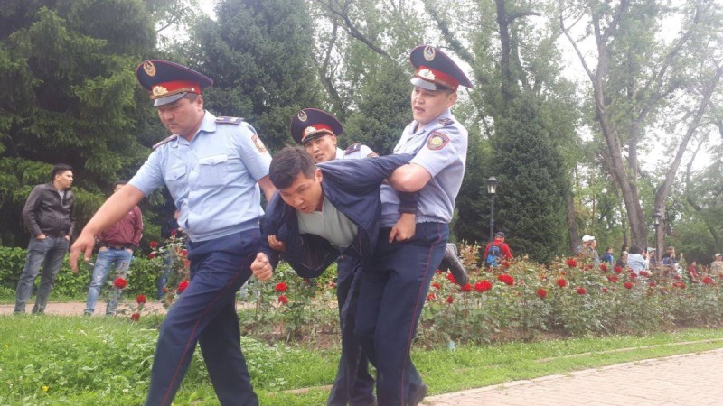 Сайлау күні ұсталғандар жайлы ақпарат жоқ