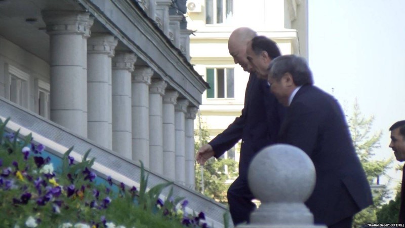 Тәжікстан мен Қырғызстан жер телімдерін алмасу жайын талқылады