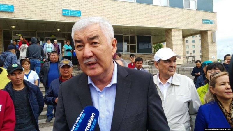 Әміржан Қосанов экзит-полл нәтижесіне байланысты пікірін айтты