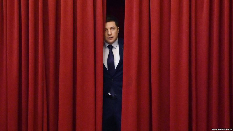 Зеленский Путинмен келіссөзге дайын екенін айтты