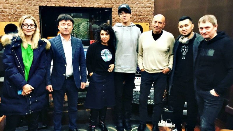 "Таңғажайып дүние": Димаш тыңдармандарына қандай сый әзірлеп жатқанын айтты - Қазақстан жаңалықтары