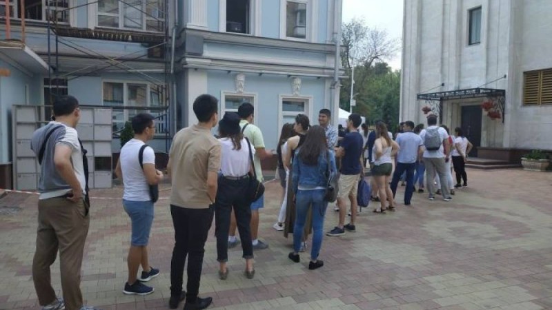 шетелде 8 мыңнан аса қазақстандық дауыс берді