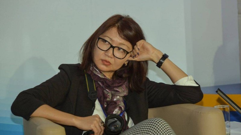 Полиция Азаттық тілшісінің құжатын тексерген соң босатты