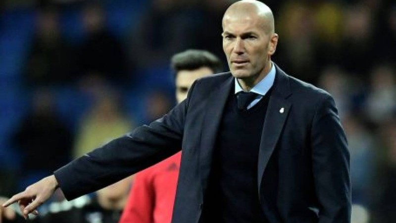 Зиннедин Зидан жазда "Ювентусты" жаттықтыруы мүмкін -БАҚ