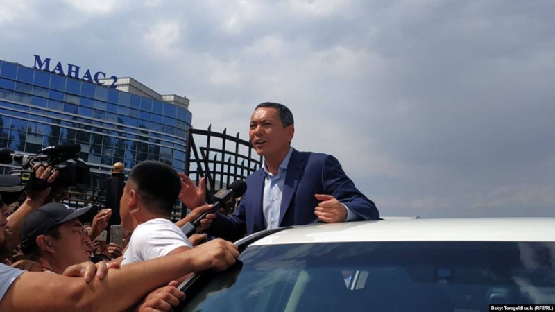 Омурбек Бабанов Бішкекке оралды