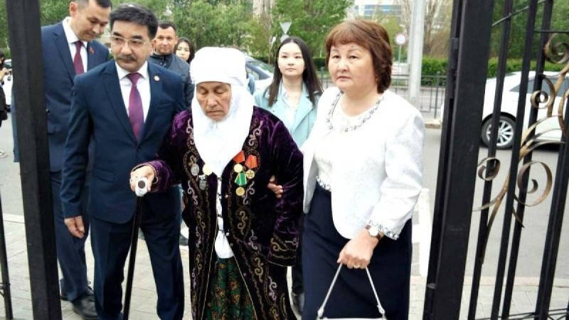 Президентікке үміткерлердің бәрі дауыс берді