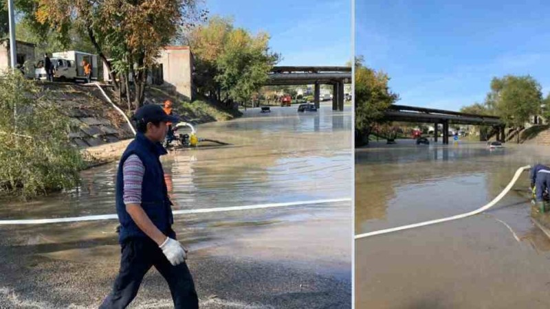 Алматыда жылу желісі жарылды: Бір адам зардап шегіп, үш көлік суға батып кетті
Автокөлік иелері өтемақы алу үшін Алматы жылу желілеріне жүгіне алады