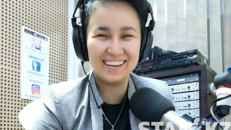 "Жататын жерім болмай, өзбектермен вагонда жаттым": Танымал жүргізуші Алматыға келгенде тап болған қиындықтары туралы - Қазақстан жаңалықтары