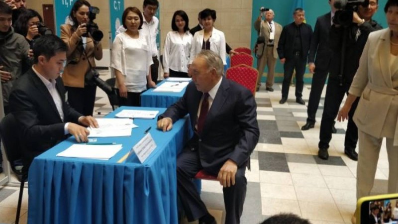 Президент сайлауы: Назарбаев өз таңдауын жасады