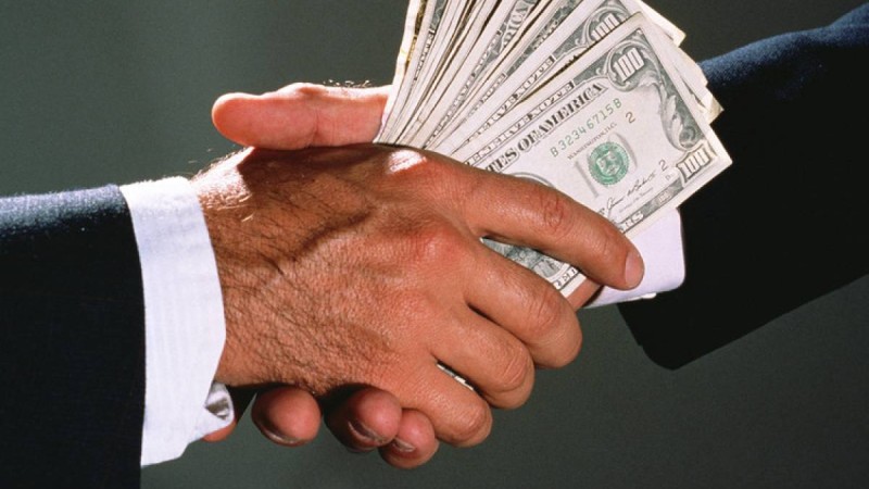 Қазақстанда 2018 жылы 135 шенеунік жемқорлық ісі бойынша жұмыстан қуылған