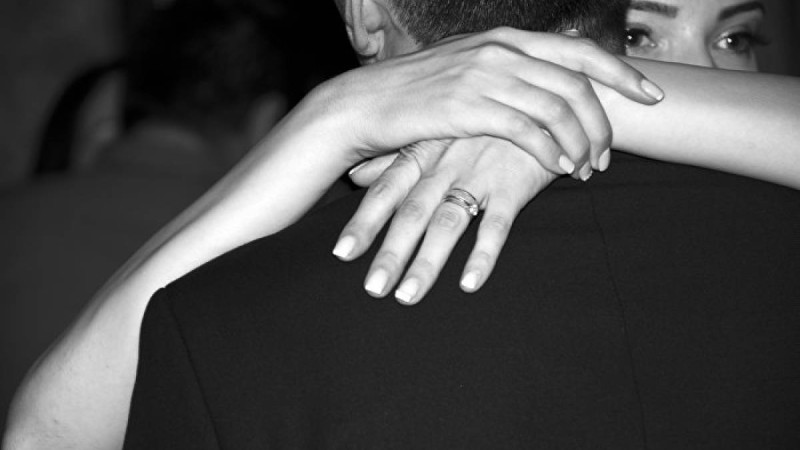 бойжеткен сүйіктісін қатерлі ісіктен аман алып қалды