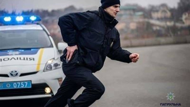 Ер адам «жылдам несие» киоскісін тонады