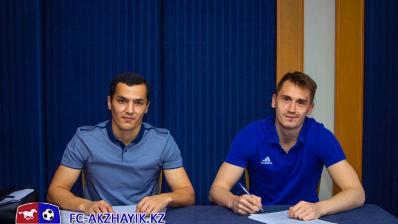 «Ақжайық» футбол клубының кейбір ойыншылары еңбек шартын ұзартты