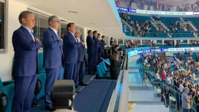 Тоқаев "Барыстың" матчына барып, "Ак Барсты" қалай ойсырата жеңгенін тамашалады