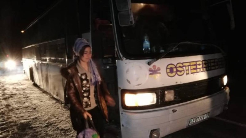 Ақтөбеде төтенше жағдайлар қызметі жолда қалған Өзбекстан азаматтарын құтқарды