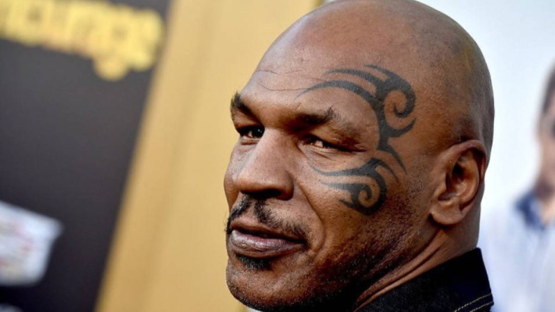 Елден қысылмай есірткі шеккен Майк Тайсонның суреті тарап кетті