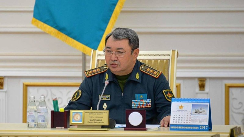 Тоқаев Арыстағы жарылысқа байланысты Сәкен Жасұзақовты Қарулы күштер жүйесінен шығарды
Бірнеше шенеунікке сөгіс берілді