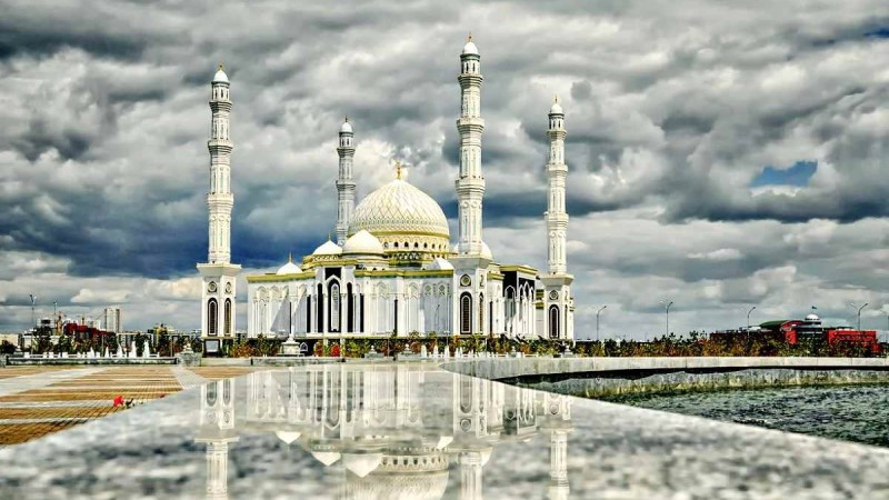 "Әйелдің әтір сеуіп ер азаматтардың арасына баруы - зинамен тең": Мешіт әдебі туралы не білеміз - Қазақстан жаңалықтары