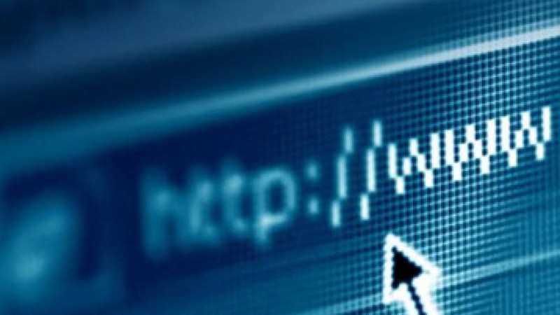 Cаяси бойкүйез жұртты интернет оятты