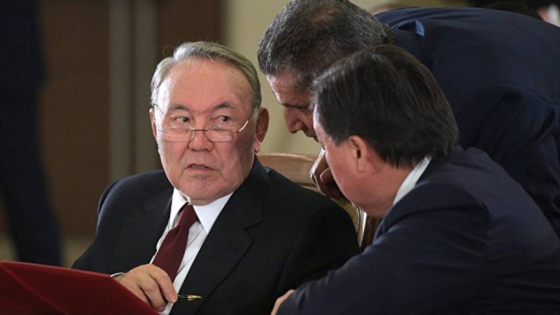 Назарбаев Түркістанды Қазақстанның жаңа астанасы ретінде қарастырғанын мәлімдеді  