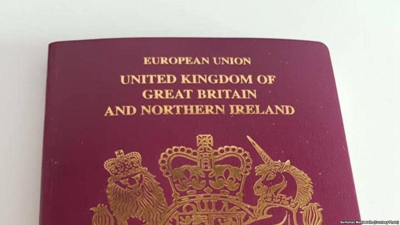 Ұлыбританияда "Еуропа одағы" деп жазылмаған төлқұжаттар бере бастады