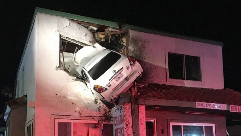 Бойжеткен біреудің кінәсінен 26 рет жол апатына түскен