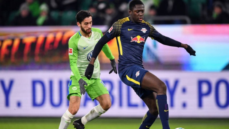 «Ақтөбе» гвинеялық футболшы Ибраима Контені қатарына қосты