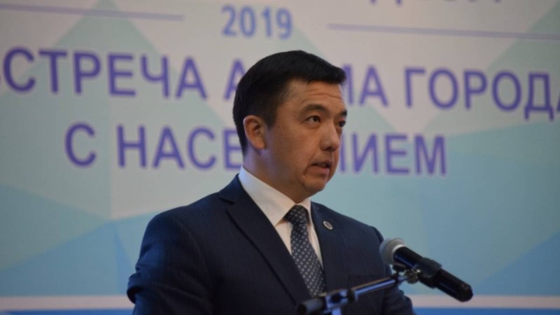 Ақтөбеде әкіммен кездесуге келген көпбалалы аналар шу шығарды (фото)