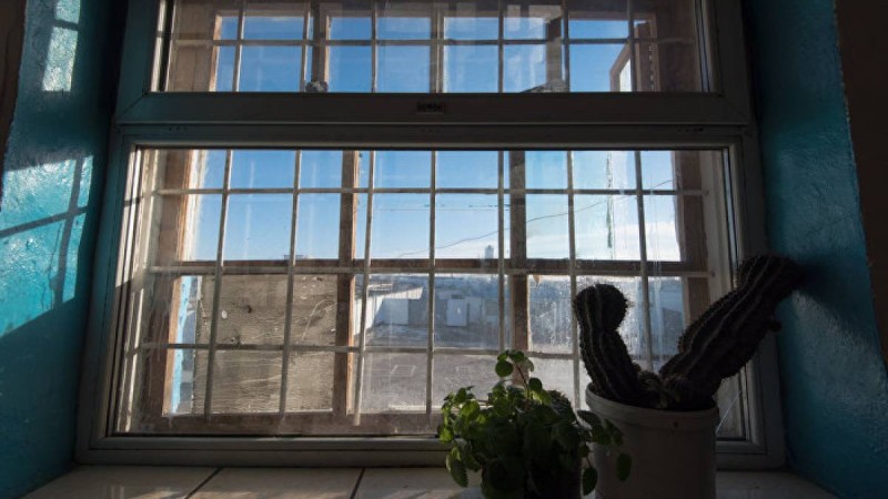 Арқалықтағы "қасапшылар түрмесінде" жалғыз әйел жазасын қалай өтеп жатыр?