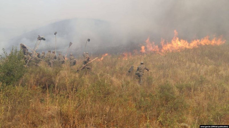 Алматы облысында таудағы өртті сөндіру кезінде үш адам мерт болды