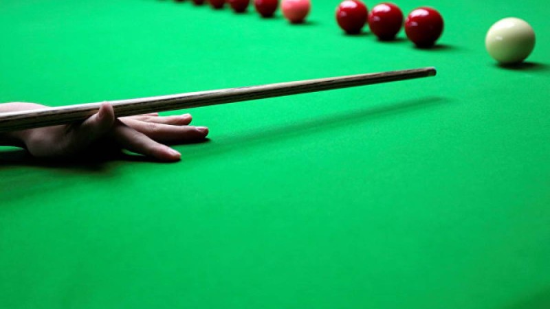 Нұр-Сұлтанда мектеп директоры жертөледе бильярд ашып алған