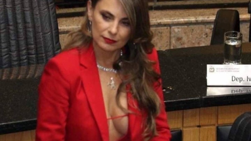 Инаугурацияға келген сенатор Желіні жарды