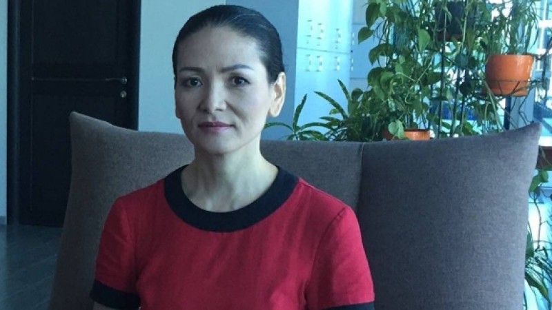 ​Бір топ әйел Сәуле Әбединованы соққыға жыққан