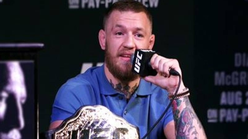 Макгрегор жүргізуші куәлігінен айырылды | КТК