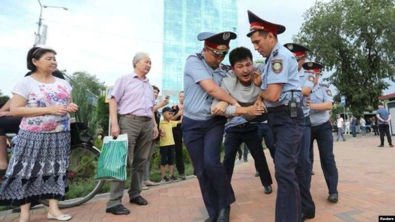 Әкімдіктер бейбіт шеру өткізу туралы өтінішті қабылдамайды: митинг туралы жаңа заңға қашан өзгеріс енеді - Қазақстан жаңалықтары