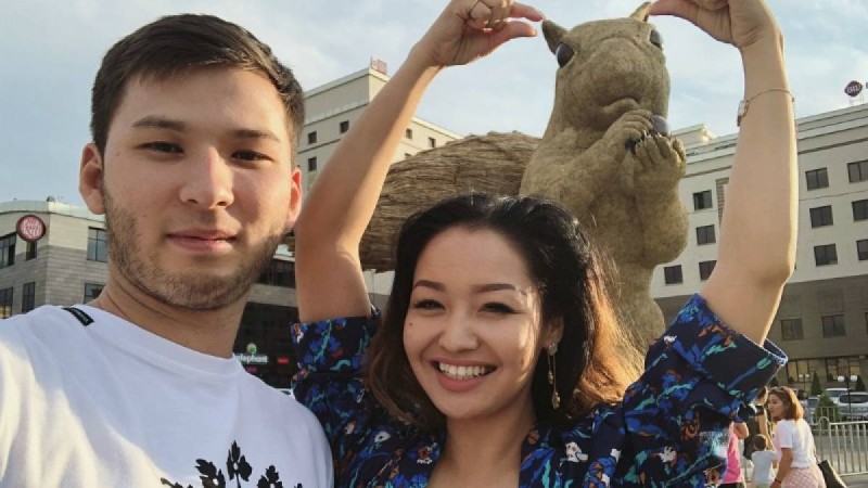 Пиар үшін сәтсіз күн: Алданған халық Арман мен Ашаға ұрсып тастады - Қазақстан жаңалықтары