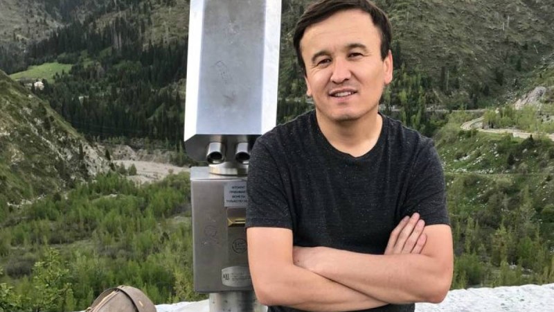 Алматыда бұзақылар белгілі тележүргізушінің көлігінің айналарын ұрлап алып кетті - Қазақстан жаңалықтары