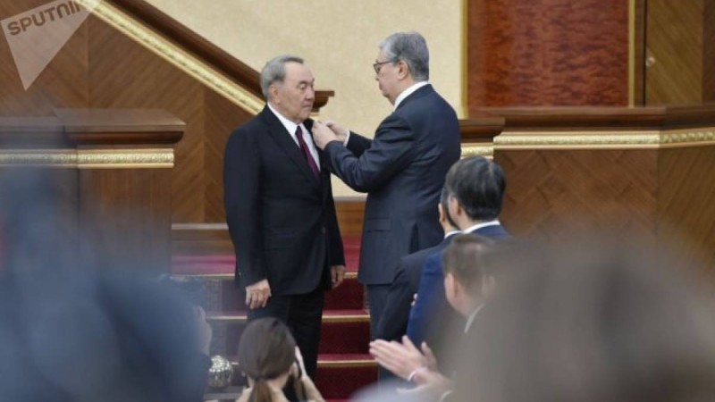 Нұрсұлтан Назарбаев Қазақстанның Халық қаһарманы атанды