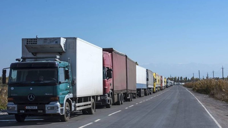 Қазақ-өзбек шекарасында көліктердің қапталу себебі