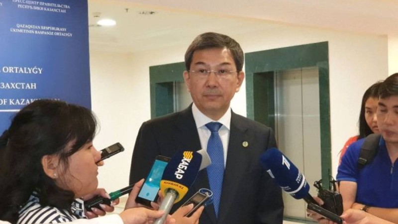 Қазақстандықтар 2 жыл шетелден автокөлік әкеле алмайды