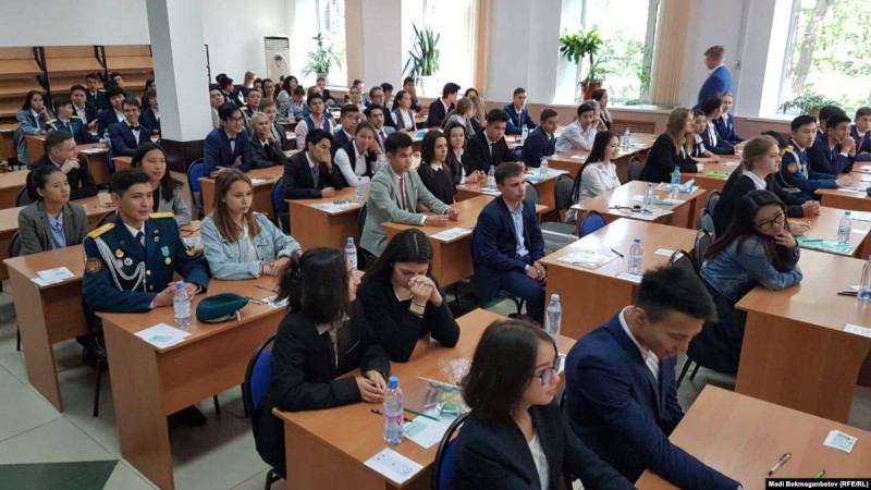 Мемлекеттік білім гранты иегерлерінің тізімі жарияланды