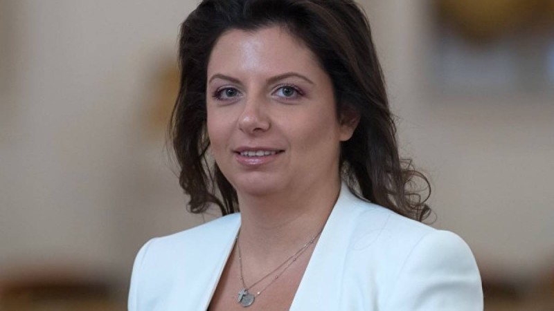 Назарбаевтың отставкасы қарсаңында ешкім телефон тұтқасын көтермеді  – Симоньян