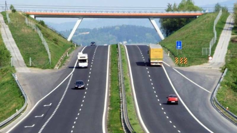 «Саны емес, сапасы маңызды»: Тоқаев әкімдердің жұмысын автожолдардың сапасына қарай бағаламақ
                                Мемлекет басшысы сапалы жолдың қандай болуы керектігін айтты