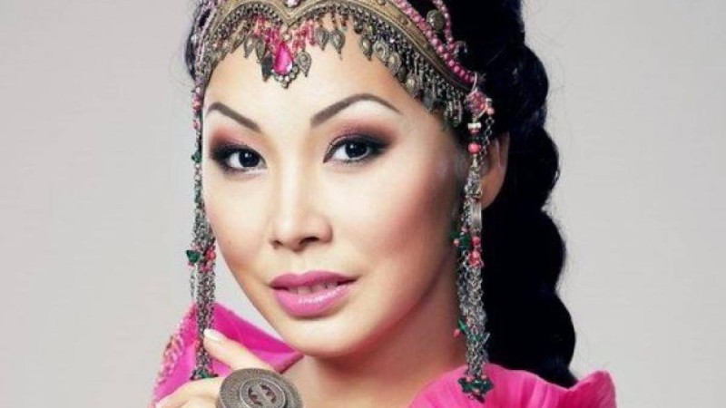 Аяулы ана минус Қарақат Әбілдина скачать текст песни