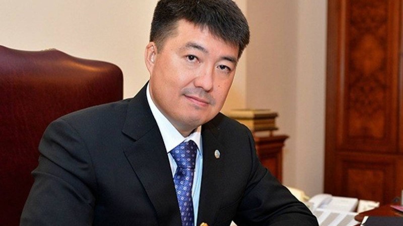 Тұңғыш президенттің көмекшісі тағайындалды
            20:14, 19 Наурыз, 2019
        
        Тұңғыш президенттің көмекшісі қызметіне Абай Бисембаев келді