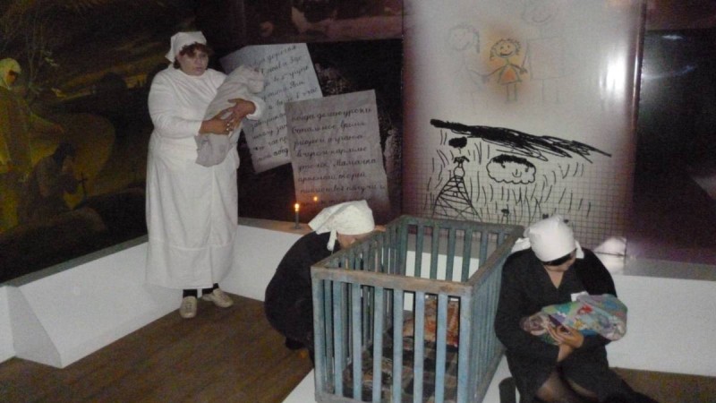 "Мамочкино" моласы - озбырлық салған жара